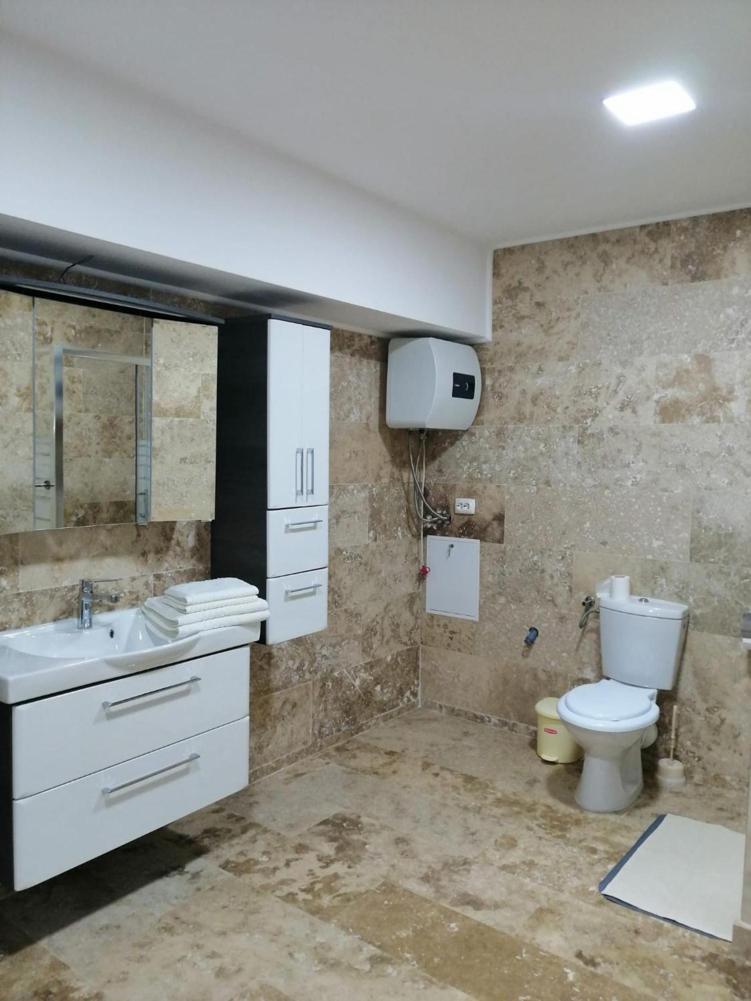 Casa Flor Apartment Două Mai Екстериор снимка